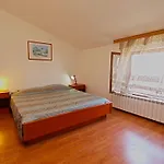 Centar 424 3*