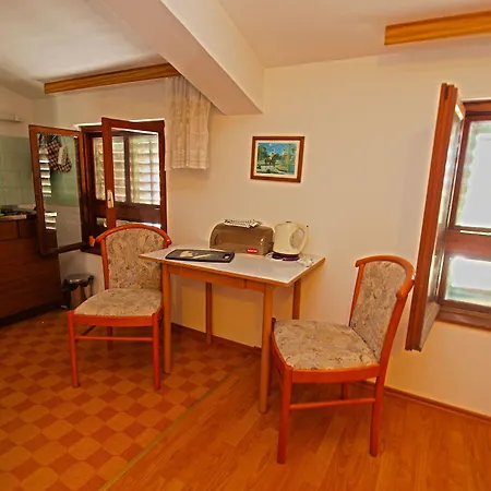 Gostinjska kuća Centar 424 3*