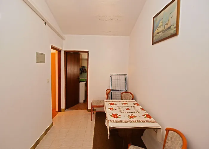 Centar 424 Gostinjska kuća Medulin