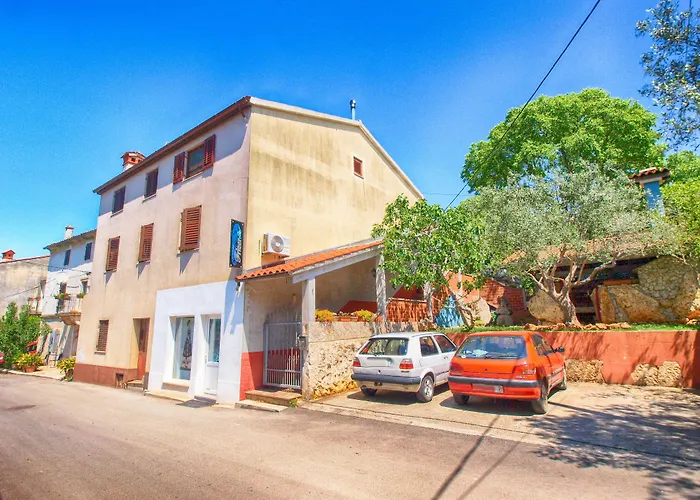 Centar 424 Gostinjska kuća Medulin