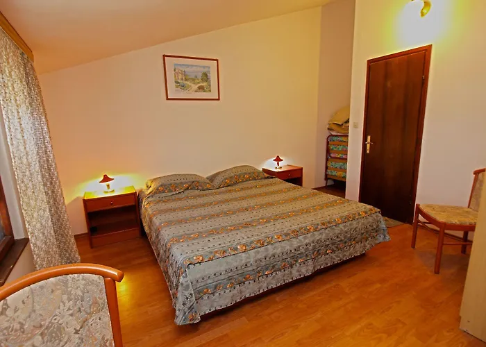 Centar 424 Gostinjska kuća