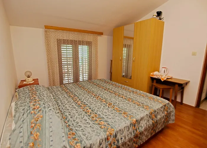 Centar 424 Gostinjska kuća Medulin