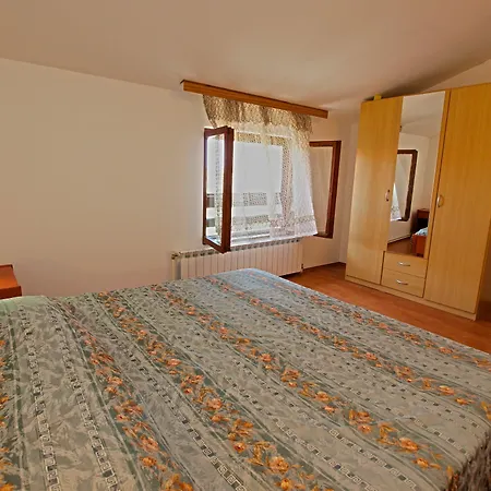 Centar 424 Pensión Medulin