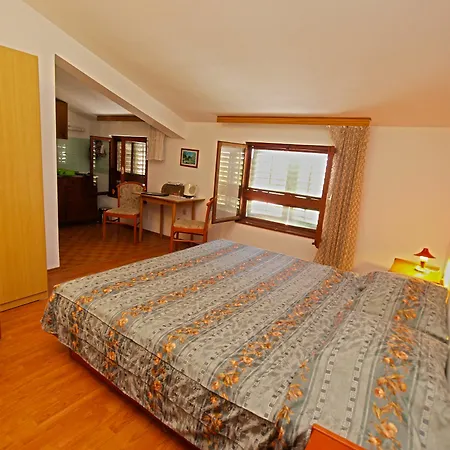 Centar 424 Медулин