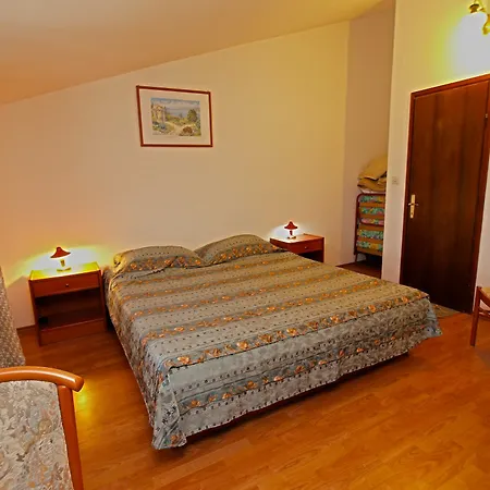 Centar 424 Гостевой дом 3*